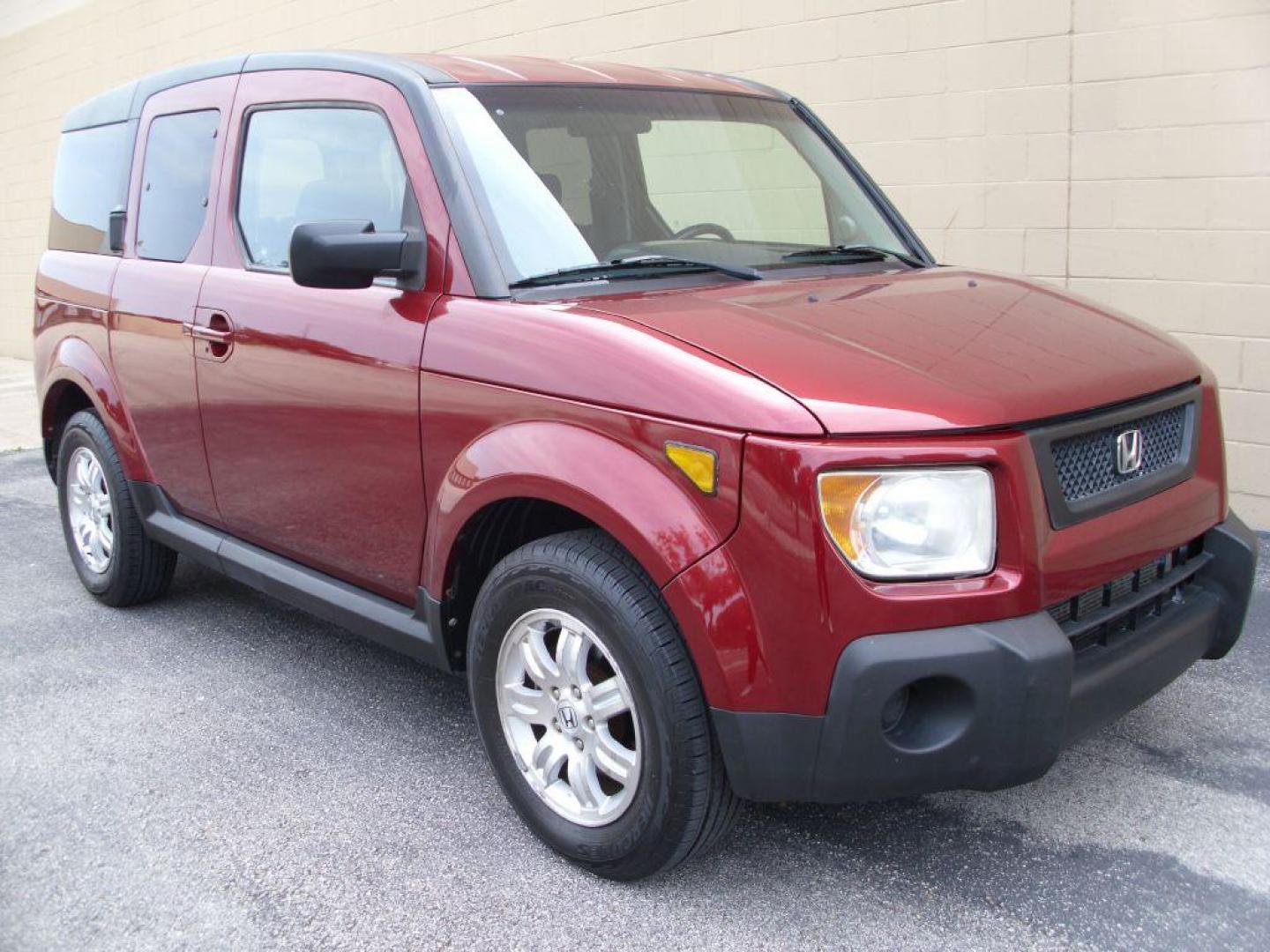 2006 RED HONDA ELEMENT EX (5J6YH28746L) with an 2.4L engine, Automatic transmission, located at 12019 San Pedro Avenue, San Antonio, TX, 78216, (210) 494-5895, 29.550915, -98.491142 - Photo#1