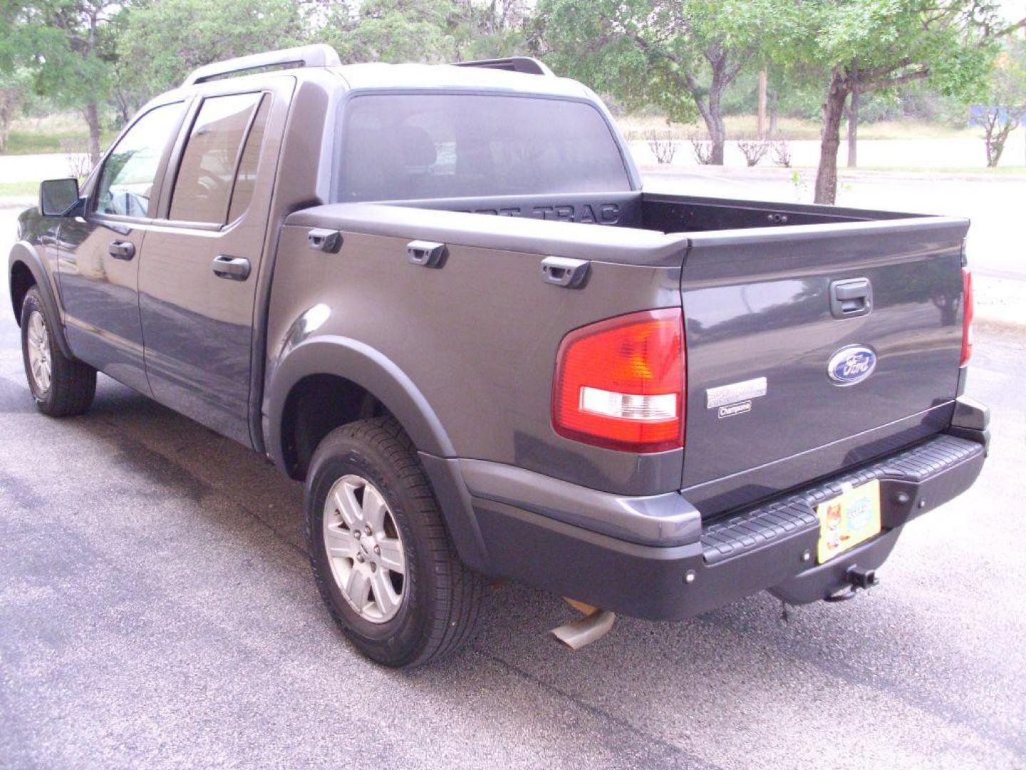 2007 GRAY FORD EXPLORER SPORT XLT (1FMEU31K57U) with an 4.0L engine, Automatic transmission, located at 12019 San Pedro Avenue, San Antonio, TX, 78216, (210) 494-5895, 29.550915, -98.491142 - We provide financing options through various third-party Credit Unions and Auto Finance Companies, including RBFCU, USAA, SSFCU, Pen Fed, Navy Fed, Credit Human Credit Union of Texas, and most other credit unions. We also work with major banks such as Capital One and Broadway Bank. Payment methods a - Photo#3