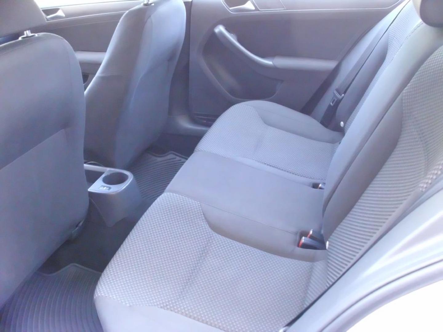 2012 SILVER VOLKSWAGEN JETTA BASE (3VW2K7AJ1CM) with an 2.0L engine, Automatic transmission, located at 2215 Harry Wurzbach Rd , San Antonio, TX, 78209, (208) 269-7240, 29.491415, -98.432098 - ONE OWNER!! RELIABLE CAR!! Cloth Seats; Air Conditioning; Power Windows; Power Locks; Power Steering; Tilt Wheel; AM/FM CD/MP3; Immobilizer; Keyless Entry; Alarm; Daytime Running Lights; Dual Air Bags Front Head and Sides; Active Belts; All Wheel ABS ** WE DO NOT OFFER BUY HERE PAY HERE FINANCING- Photo#15