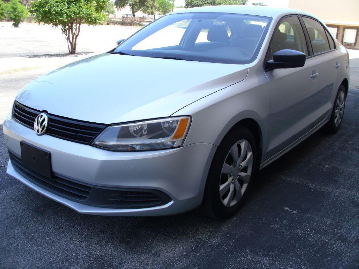 2012 SILVER VOLKSWAGEN JETTA BASE (3VW2K7AJ1CM) with an 2.0L engine, Automatic transmission, located at 12019 San Pedro Avenue, San Antonio, TX, 78216, (210) 494-5895, 29.550915, -98.491142 - We provide financing options through various third-party Credit Unions and Auto Finance Companies, including RBFCU, USAA, SSFCU, Pen Fed, Navy Fed, Credit Human Credit Union of Texas, and most other credit unions. We also work with major banks such as Capital One and Broadway Bank. Payment methods a - Photo#2