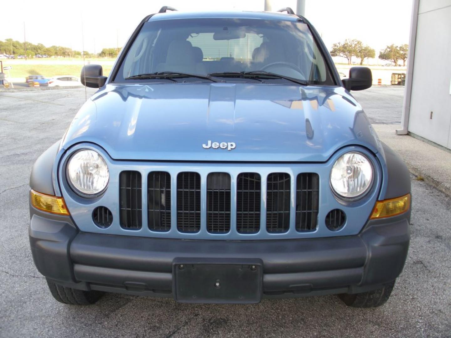 2006 BLUE JEEP LIBERTY SPORT (1J4GK48K26W) with an 3.7L engine, Automatic transmission, located at 2215 Harry Wurzbach Rd , San Antonio, TX, 78209, (208) 269-7240, 29.491415, -98.432098 - NO Accidents or Damages! Great 2 Wheel Drive Vehicle! Cloth Seats; Tow Hitch; Air Conditioning; Power Windows; Power Locks; Power Steering; Tilt Wheel; AM/FM CD; Sentry Key; Alarm; Dual Front Air Bag; Active Belts; All Wheel ABS ** WE DO NOT OFFER BUY HERE PAY HERE FINANCING. or Sub-Prime credit- Photo#2