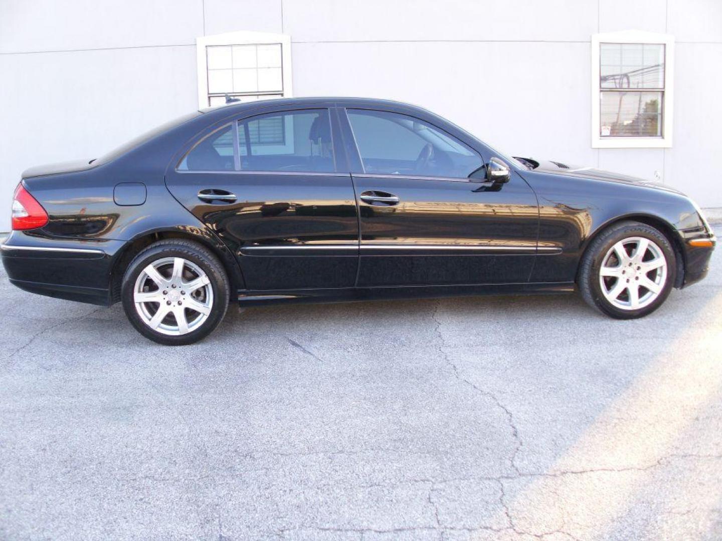 2008 BLACK MERCEDES-BENZ E-CLASS E350 4MATIC (WDBUF87X18B) with an 3.5L engine, Automatic transmission, located at 12019 San Pedro Avenue, San Antonio, TX, 78216, (210) 494-5895, 29.550915, -98.491142 - We provide financing options through various third-party Credit Unions and Auto Finance Companies, including RBFCU, USAA, SSFCU, Pen Fed, Navy Fed, Credit Human Credit Union of Texas, and most other credit unions. We also work with major banks such as Capital One and Broadway Bank. Payment methods a - Photo#0