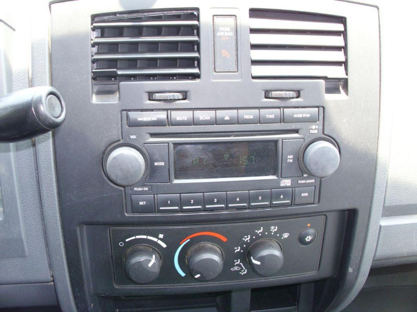 2005 GRAY DODGE DAKOTA QUAD (1D7HE28K15S) with an 3.7L engine, Automatic transmission, located at 12019 San Pedro Avenue, San Antonio, TX, 78216, (208) 269-7240, 29.550915, -98.491142 - Great Truck! ONE OWNER! No accidents or damages! Air Conditioning; Power Steering; Tilt Wheel; AM/FM CD; Dual Front Air Bag; Active Belts; Crew Cab; Short Bed; All Wheel ABS; 1/2 Ton We provide financing options through various third-party Credit Unions and Auto Finance Companies, including RBFC - Photo#17