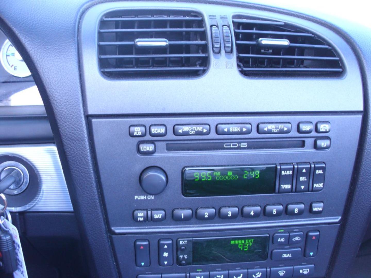 2004 BLACK FORD THUNDERBIRD (1FAHP60A84Y) with an 3.9L engine, Automatic transmission, located at 2215 Harry Wurzbach Rd , San Antonio, TX, 78209, (208) 269-7240, 29.491415, -98.432098- Photo#16