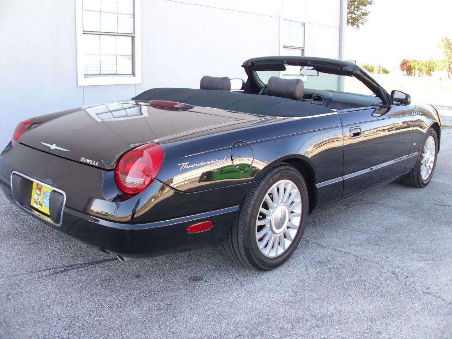 2004 BLACK FORD THUNDERBIRD (1FAHP60A84Y) with an 3.9L engine, Automatic transmission, located at 12019 San Pedro Avenue, San Antonio, TX, 78216, (210) 494-5895, 29.550915, -98.491142 - We provide financing options through various third-party Credit Unions and Auto Finance Companies, including RBFCU, USAA, SSFCU, Pen Fed, Navy Fed, Credit Human Credit Union of Texas, and most other credit unions. We also work with major banks such as Capital One and Broadway Bank. Payment methods a - Photo#10