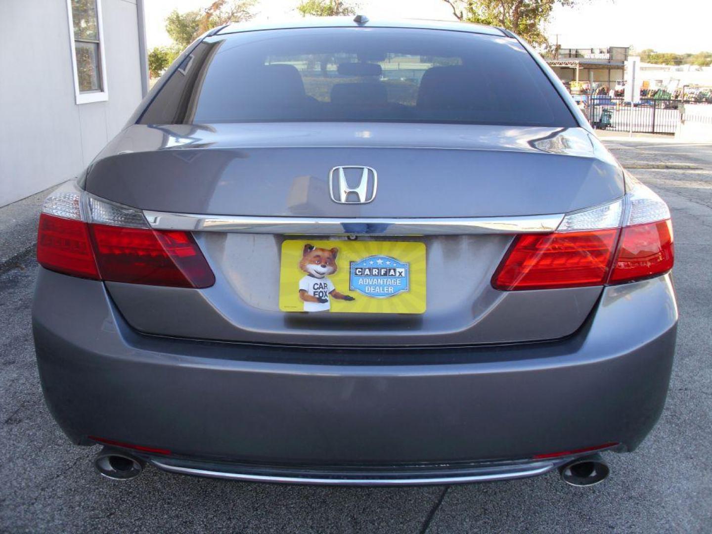 2014 GRAY HONDA ACCORD EXL (1HGCR3F87EA) with an 3.5L engine, Continuously Variable transmission, located at 12019 San Pedro Avenue, San Antonio, TX, 78216, (210) 494-5895, 29.550915, -98.491142 - We provide financing options through various third-party Credit Unions and Auto Finance Companies, including RBFCU, USAA, SSFCU, Pen Fed, Navy Fed, Credit Human Credit Union of Texas, and most other credit unions. We also work with major banks such as Capital One and Broadway Bank. Payment methods a - Photo#3