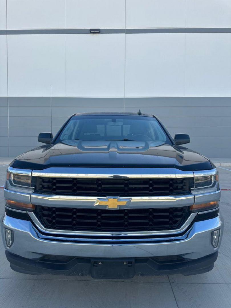 2018 BLACK CHEVROLET SILVERADO 1500 LT (3GCPCREC3JG) with an 5.3L engine, Automatic transmission, located at 12019 San Pedro Avenue, San Antonio, TX, 78216, (210) 494-5895, 29.550915, -98.491142 - We provide financing options through various third-party Credit Unions and Auto Finance Companies, including RBFCU, USAA, SSFCU, Pen Fed, Navy Fed, Credit Human Credit Union of Texas, and most other credit unions. We also work with major banks such as Capital One and Broadway Bank. Payment methods a - Photo#4