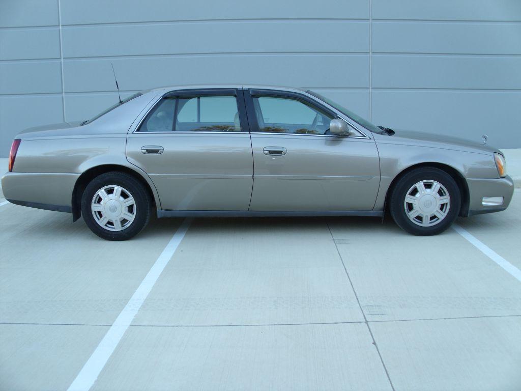 photo of 2004 CADILLAC DEVILLE 