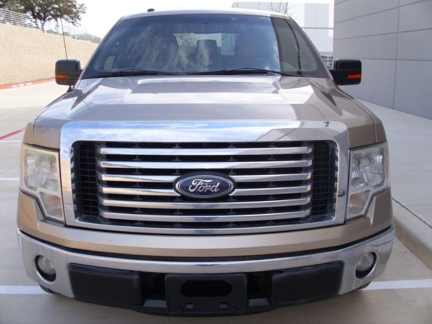 2011 GOLD FORD F150 SUPERCREW (1FTFW1CF5BF) with an 5.0L engine, Automatic transmission, located at 12019 San Pedro Avenue, San Antonio, TX, 78216, (208) 269-7240, 29.550915, -98.491142 - ONE OWNER; BLUETOOTH TECHNOLOGY; ALLOY WHEELS; Cloth Seats; Running Boards; Air Conditioning; Power Windows; Power Locks; Power Steering; Power Mirrors; Tilt Wheel; AM/FM; AM/FM CD/MP3; Satellite; Sentry Key; Keyless Entry; Alarm; Available; Dual Front Airbags; Side Airbags; Head Airbags; Rear Head - Photo#5