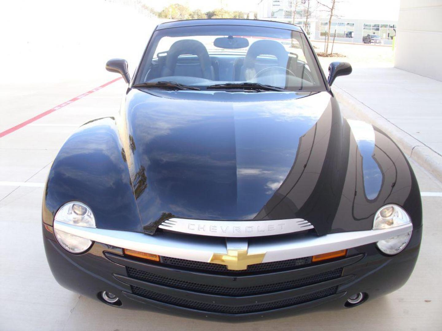 2003 BLACK CHEVROLET SSR (1GCES14P93B) with an 5.3L engine, Automatic transmission, located at 12019 San Pedro Avenue, San Antonio, TX, 78216, (210) 494-5895, 29.550915, -98.491142 - We provide financing options through various third-party Credit Unions and Auto Finance Companies, including RBFCU, USAA, SSFCU, Pen Fed, Navy Fed, Credit Human Credit Union of Texas, and most other credit unions. We also work with major banks such as Capital One and Broadway Bank. Payment methods a - Photo#9