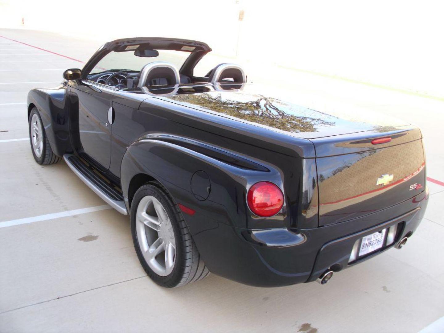 2003 BLACK CHEVROLET SSR (1GCES14P93B) with an 5.3L engine, Automatic transmission, located at 12019 San Pedro Avenue, San Antonio, TX, 78216, (210) 494-5895, 29.550915, -98.491142 - We provide financing options through various third-party Credit Unions and Auto Finance Companies, including RBFCU, USAA, SSFCU, Pen Fed, Navy Fed, Credit Human Credit Union of Texas, and most other credit unions. We also work with major banks such as Capital One and Broadway Bank. Payment methods a - Photo#10