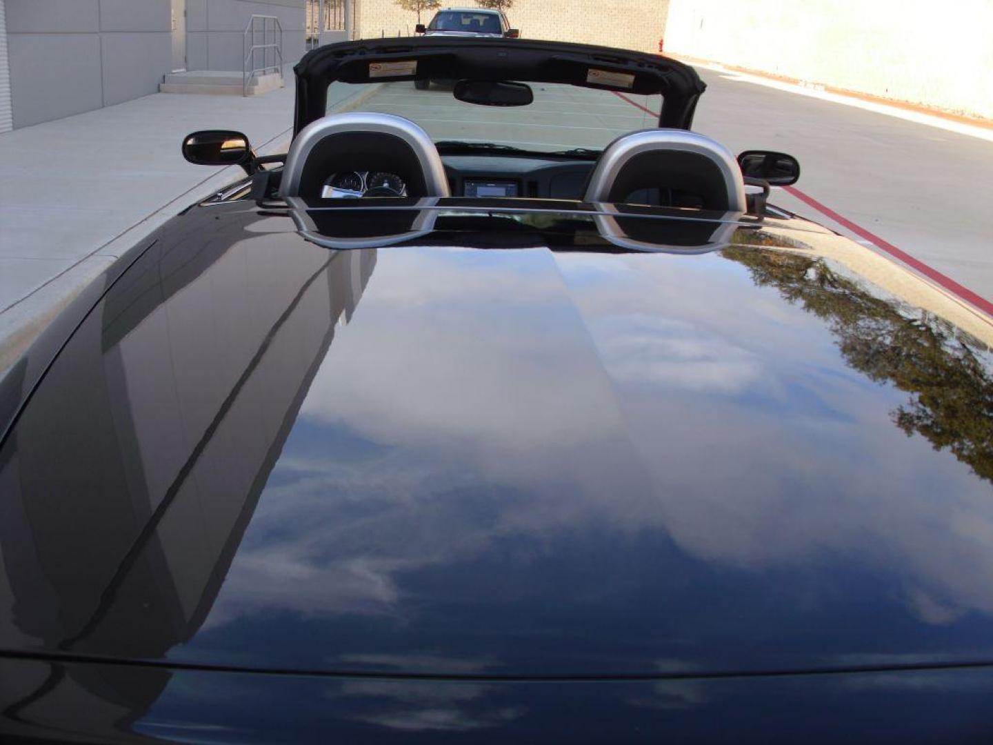2003 BLACK CHEVROLET SSR (1GCES14P93B) with an 5.3L engine, Automatic transmission, San Antonio, TX, 78216, (208) 269-7240, 29.424601, -98.495140 - FANTASTIC VEHICLE!! 20 Inch Plus Wheels, Hard Top, Leather Seats, Front Seat Heaters, BOSE Sound System, Automatic Transmission; Air Conditioning; Power Windows; Power Locks; Power Steering; Tilt Wheel; Power Seat(S); AM/FM CD; Pass Key Security; Daytime Running Lights; Dual Air Bags Front and Sides - Photo#8