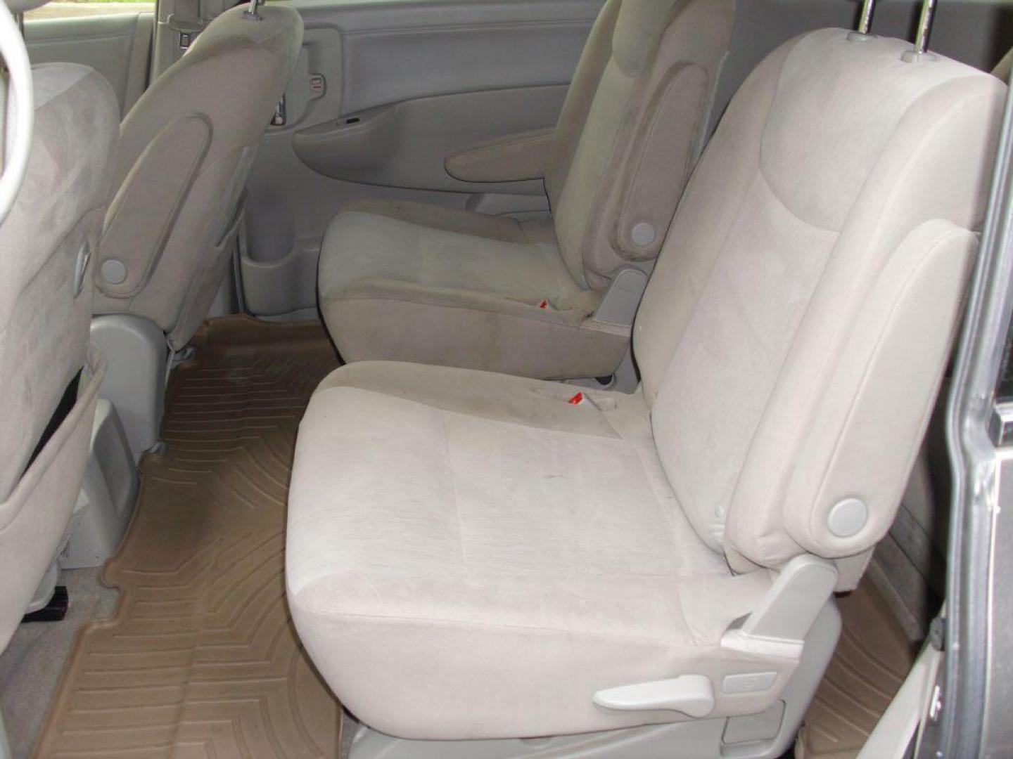 2017 BROWN NISSAN QUEST S (JN8AE2KPXH9) with an 3.5L engine, Continuously Variable transmission, located at 12019 San Pedro Avenue, San Antonio, TX, 78216, (208) 269-7240, 29.550915, -98.491142 - Photo#19