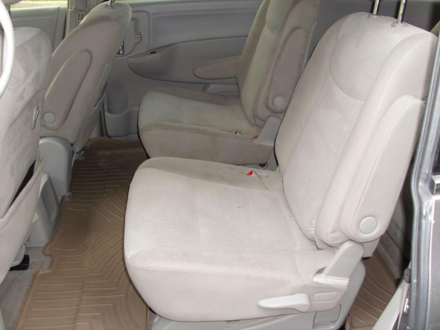 2017 BROWN NISSAN QUEST S (JN8AE2KPXH9) with an 3.5L engine, Continuously Variable transmission, located at 2215 Harry Wurzbach Rd , San Antonio, TX, 78209, (208) 269-7240, 29.491415, -98.432098 - SPACIOUS VAN- FOLD- AWAY THIRD ROW!! Alloy Wheels, Bluetooth Technology, Cloth Seats, Quad Seats, Rear Air Conditioning, Rear View Camera, ABS Brakes, Auxiliary Audio Input, Power Locks, Rear Defroster, AM/FM Stereo, CD Audio, Power Mirrors, Side Airbags, Air Conditioning, Cruise Control, Power Slid- Photo#19