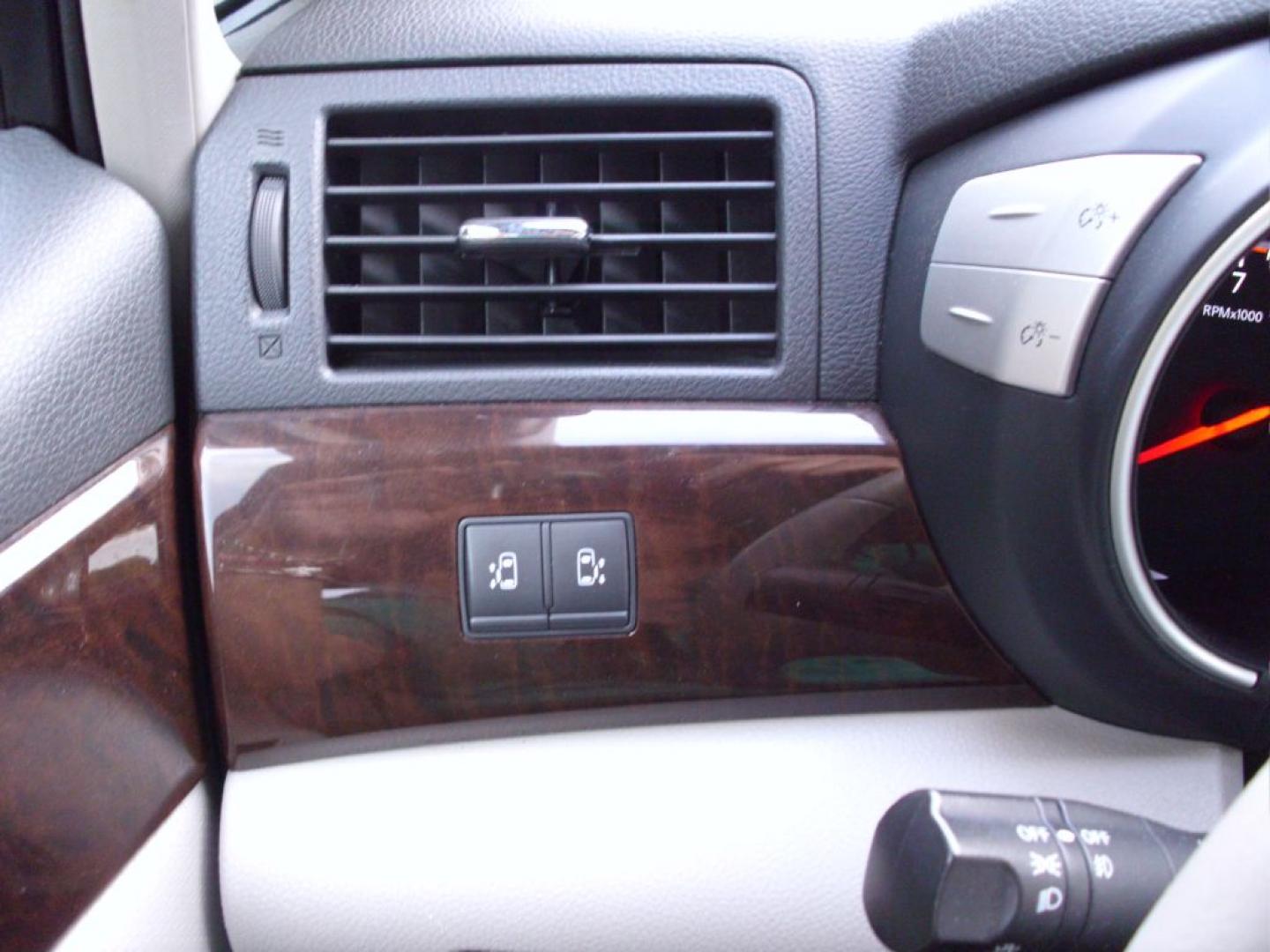 2017 BROWN NISSAN QUEST S (JN8AE2KPXH9) with an 3.5L engine, Continuously Variable transmission, located at 2215 Harry Wurzbach Rd , San Antonio, TX, 78209, (208) 269-7240, 29.491415, -98.432098 - SPACIOUS VAN- FOLD- AWAY THIRD ROW!! Alloy Wheels, Bluetooth Technology, Cloth Seats, Quad Seats, Rear Air Conditioning, Rear View Camera, ABS Brakes, Auxiliary Audio Input, Power Locks, Rear Defroster, AM/FM Stereo, CD Audio, Power Mirrors, Side Airbags, Air Conditioning, Cruise Control, Power Slid- Photo#20