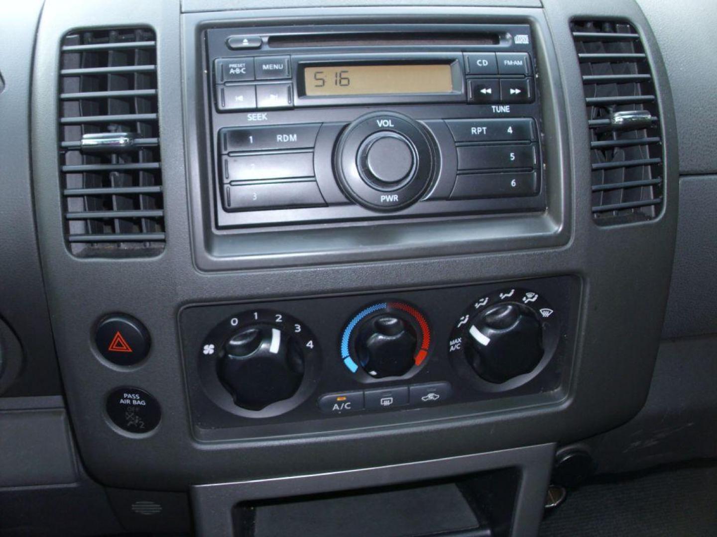 2008 WHITE NISSAN PATHFINDER S (5N1AR18U28C) with an 4.0L engine, Continuously Variable transmission, located at 12019 San Pedro Avenue, San Antonio, TX, 78216, (208) 269-7240, 29.550915, -98.491142 - We provide financing options through various third-party Credit Unions and Auto Finance Companies, including RBFCU, USAA, SSFCU, Pen Fed, Navy Fed, Credit Human Credit Union of Texas, and most other credit unions. We also work with major banks such as Capital One and Broadway Bank. Payment methods a - Photo#16