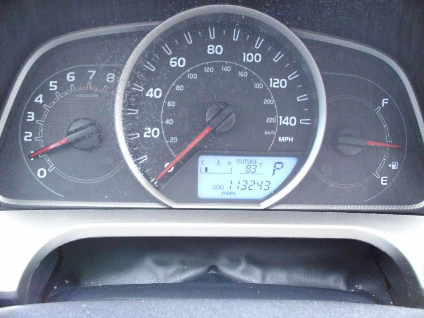 2013 SILVER TOYOTA RAV4 LE (2T3BFREV1DW) with an 2.5L engine, Automatic transmission, located at 12019 San Pedro Avenue, San Antonio, TX, 78216, (208) 269-7240, 29.550915, -98.491142 - GREAT 4WD/AWD VEHICLE !! NO Accidents or Damages!! Only 2 Previous Owners, Bluetooth Technology, Cloth Seats, Rear View Camera, Running Boards, Air Conditioning; Power Windows; Power Locks; Power Steering; Tilt Wheel; AM/FM CD/MP3; Immobilizer; Keyless Entry; Alarm; Daytime Running Lights; Dual Fron - Photo#17