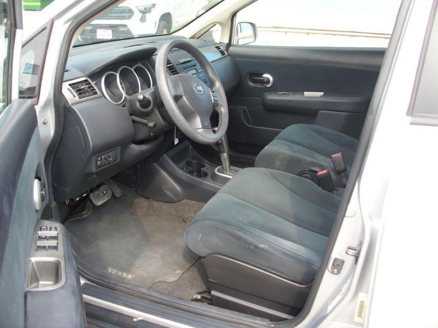 2010 SILVER NISSAN VERSA S (3N1BC1CP7AL) with an 1.8L engine, Automatic transmission, located at 12019 San Pedro Avenue, San Antonio, TX, 78216, (208) 269-7240, 29.550915, -98.491142 - We provide financing options through various third-party Credit Unions and Auto Finance Companies, including RBFCU, USAA, SSFCU, Pen Fed, Navy Fed, Credit Human Credit Union of Texas, and most other credit unions. We also work with major banks such as Capital One and Broadway Bank. Payment methods a - Photo#7