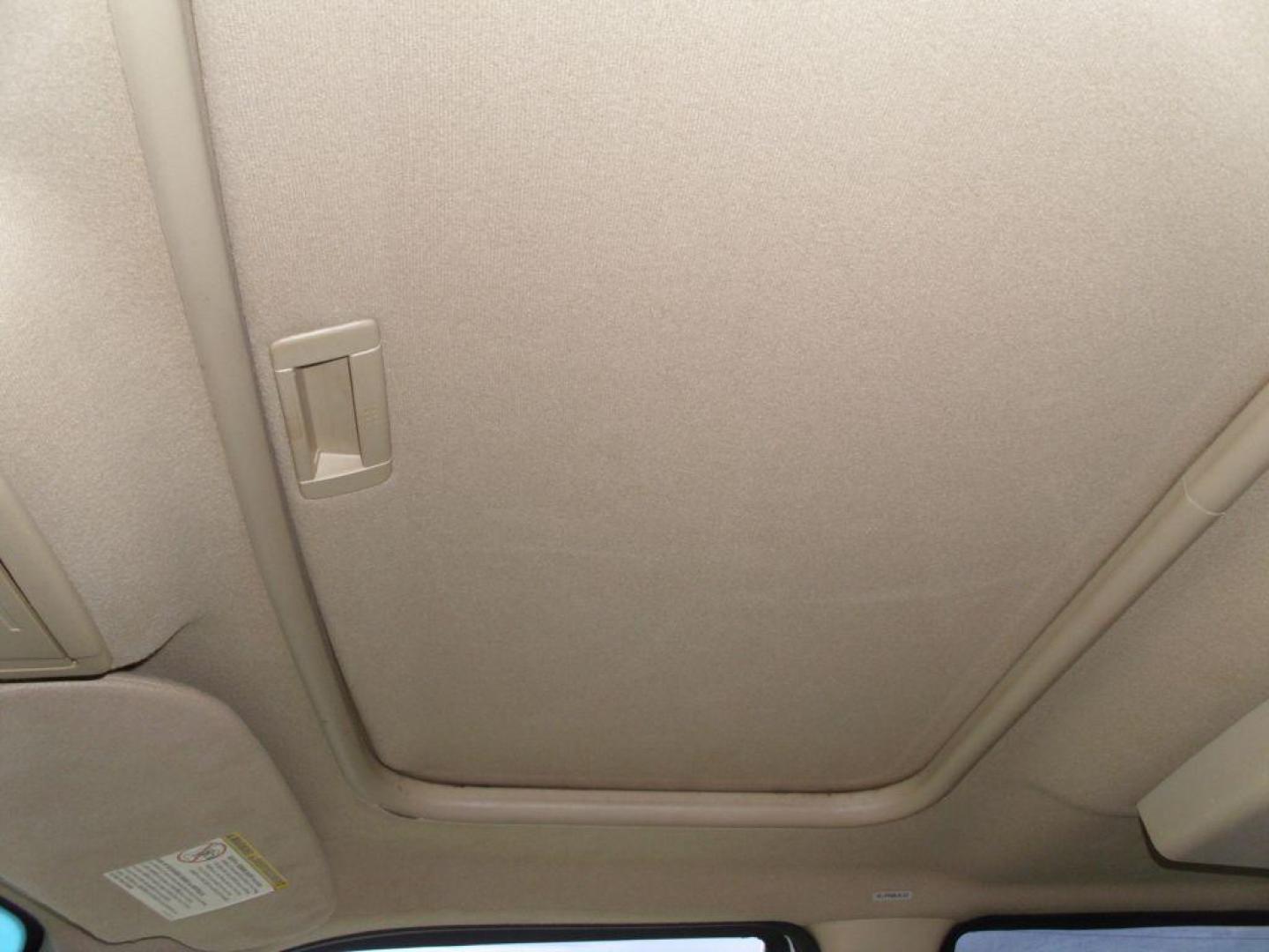 2010 WHITE FORD EXPEDITION EDDIE BAUER (1FMJU1H58AE) with an 5.4L engine, Automatic transmission, located at 12019 San Pedro Avenue, San Antonio, TX, 78216, (208) 269-7240, 29.550915, -98.491142 - We provide financing options through various third-party Credit Unions and Auto Finance Companies, including RBFCU, USAA, SSFCU, Pen Fed, Navy Fed, Credit Human Credit Union of Texas, and most other credit unions. We also work with major banks such as Capital One and Broadway Bank. Payment methods a - Photo#26