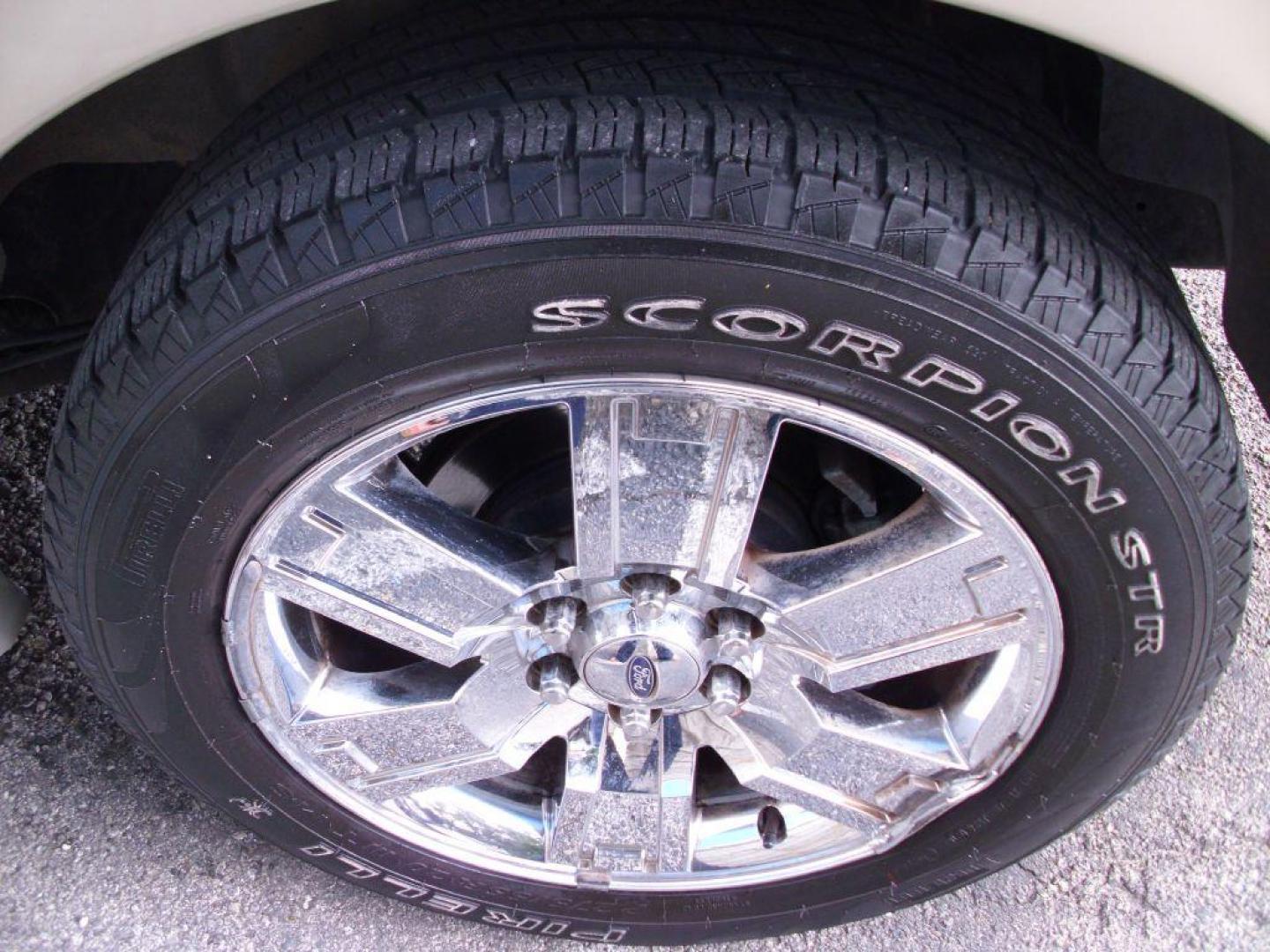 2010 WHITE FORD EXPEDITION EDDIE BAUER (1FMJU1H58AE) with an 5.4L engine, Automatic transmission, located at 12019 San Pedro Avenue, San Antonio, TX, 78216, (208) 269-7240, 29.550915, -98.491142 - We provide financing options through various third-party Credit Unions and Auto Finance Companies, including RBFCU, USAA, SSFCU, Pen Fed, Navy Fed, Credit Human Credit Union of Texas, and most other credit unions. We also work with major banks such as Capital One and Broadway Bank. Payment methods a - Photo#35