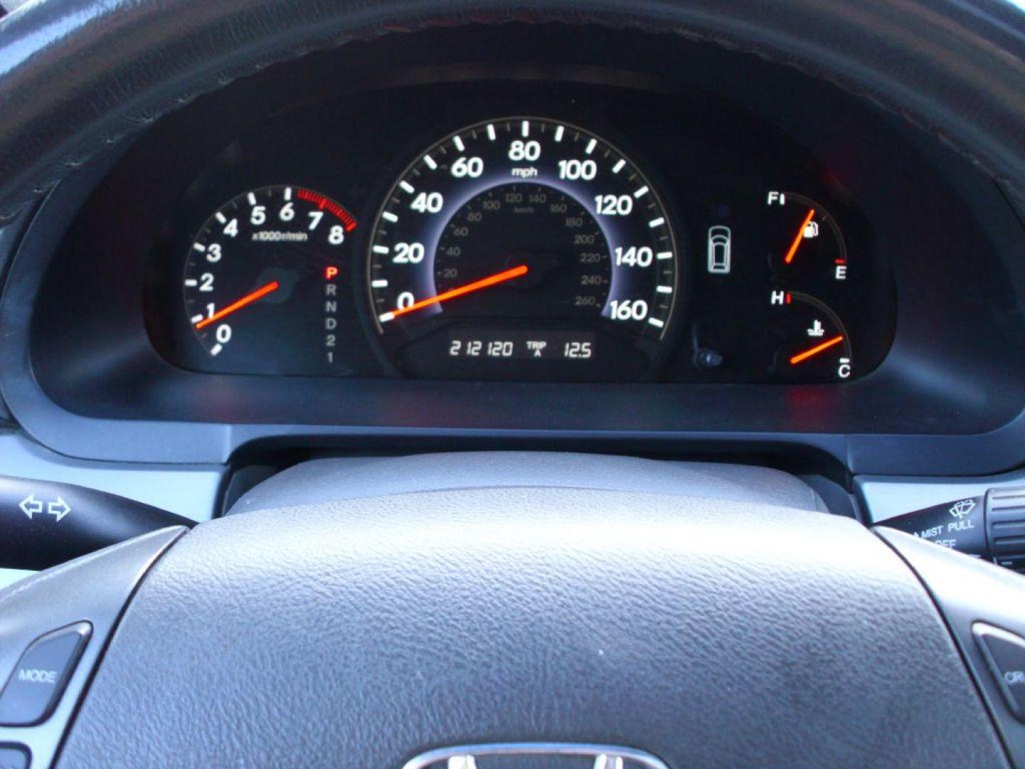 2010 GRAY HONDA ODYSSEY EXL (5FNRL3H60AB) with an 3.5L engine, Automatic transmission, San Antonio, TX, 78216, (208) 269-7240, 29.424601, -98.495140 - Photo#8