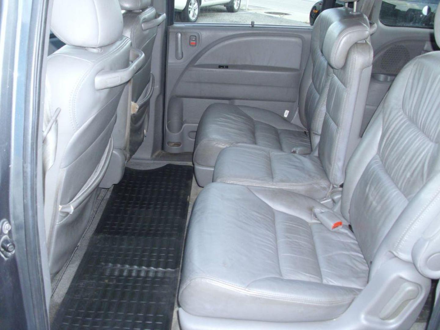 2010 GRAY HONDA ODYSSEY EXL (5FNRL3H60AB) with an 3.5L engine, Automatic transmission, San Antonio, TX, 78216, (208) 269-7240, 29.424601, -98.495140 - Photo#15