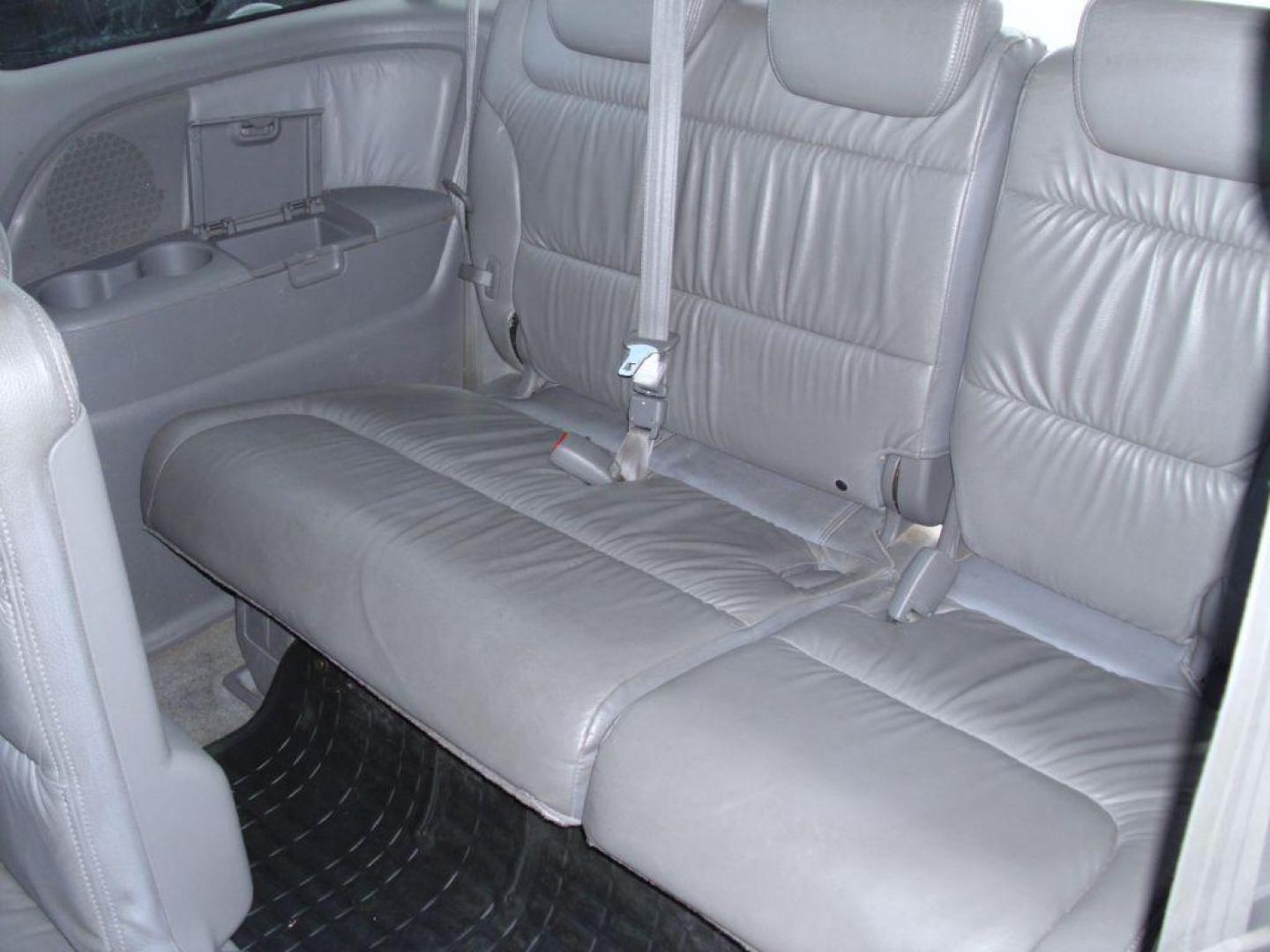 2010 GRAY HONDA ODYSSEY EXL (5FNRL3H60AB) with an 3.5L engine, Automatic transmission, San Antonio, TX, 78216, (208) 269-7240, 29.424601, -98.495140 - Photo#17