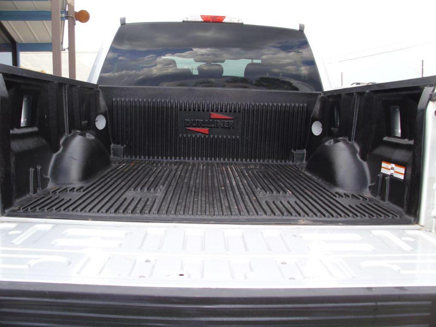 2019 GRAY FORD F150 SUPERCREW (1FTEW1C51KK) with an 5.0L engine, Automatic transmission, San Antonio, TX, 78216, (208) 269-7240, 29.424601, -98.495140 - We provide financing options through various third-party Credit Unions and Auto Finance Companies, including RBFCU, USAA, SSFCU, Pen Fed, Navy Fed, Credit Human Credit Union of Texas, and most other credit unions. We also work with major banks such as Capital One and Broadway Bank. Payment methods a - Photo#11