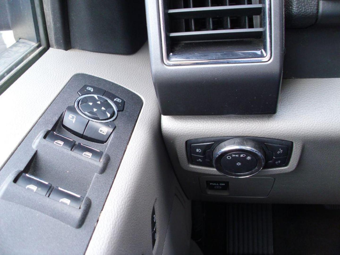 2019 GRAY FORD F150 SUPERCREW (1FTEW1C51KK) with an 5.0L engine, Automatic transmission, San Antonio, TX, 78216, (208) 269-7240, 29.424601, -98.495140 - We provide financing options through various third-party Credit Unions and Auto Finance Companies, including RBFCU, USAA, SSFCU, Pen Fed, Navy Fed, Credit Human Credit Union of Texas, and most other credit unions. We also work with major banks such as Capital One and Broadway Bank. Payment methods a - Photo#22