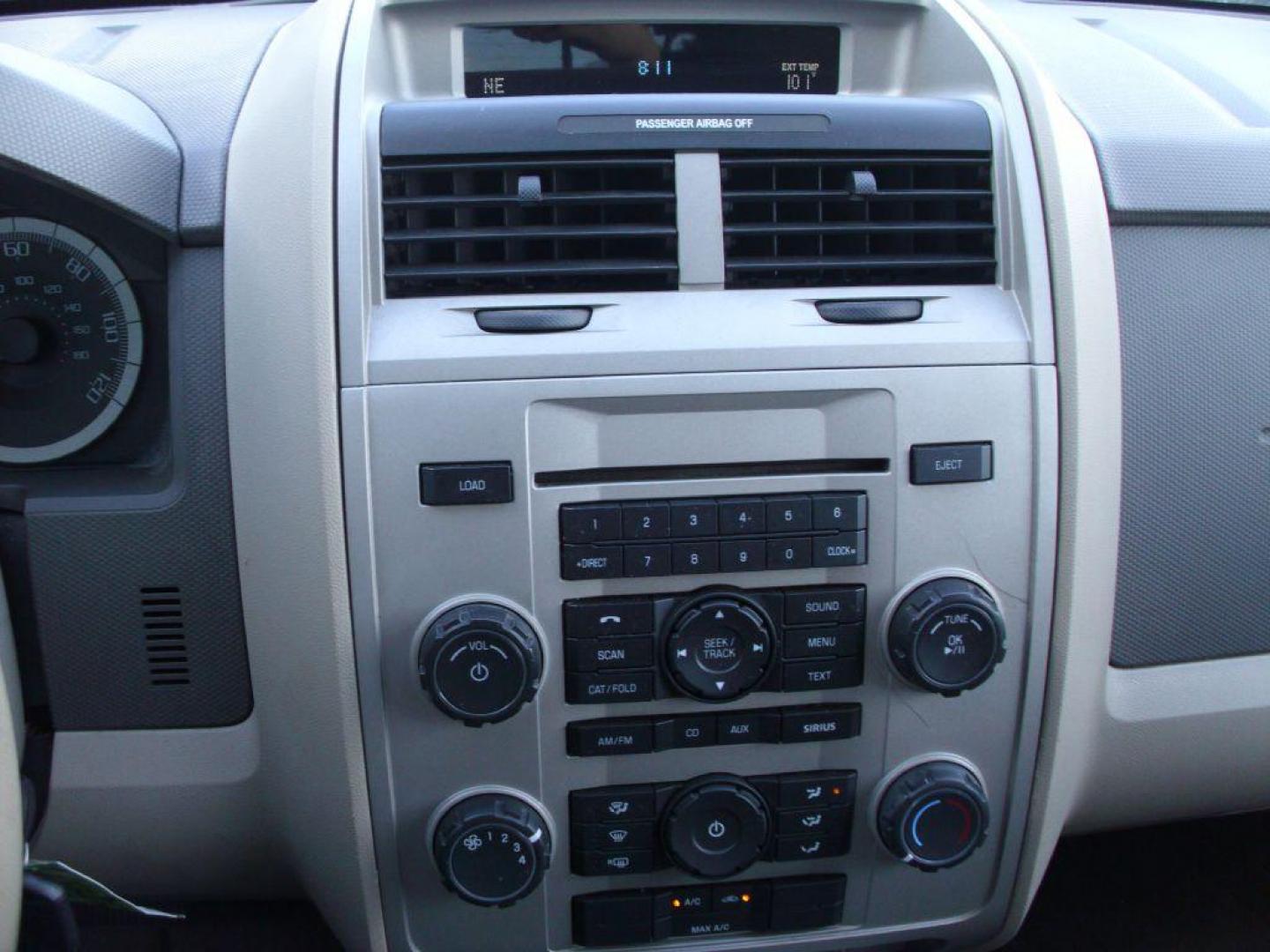 2009 RED FORD ESCAPE XLT (1FMCU93G29K) with an 3.0L engine, Automatic transmission, located at 2215 Harry Wurzbach Rd , San Antonio, TX, 78209, (208) 269-7240, 29.491415, -98.432098 - 4WD/AWD; ALLOY WHEELS- NO ACCIDENTS OR DAMAGES REPORTED! Cloth Seats; Satellite Radio ready; Air Conditioning; Power Windows; Power Locks; Power Steering; Tilt Wheel; Satellite; AM/FM CD/MP3; Immobilizer; Keyless Entry; Alarm; Available; Dual Airbags Front Head and Side; Active Seatbelts; Passenger - Photo#18