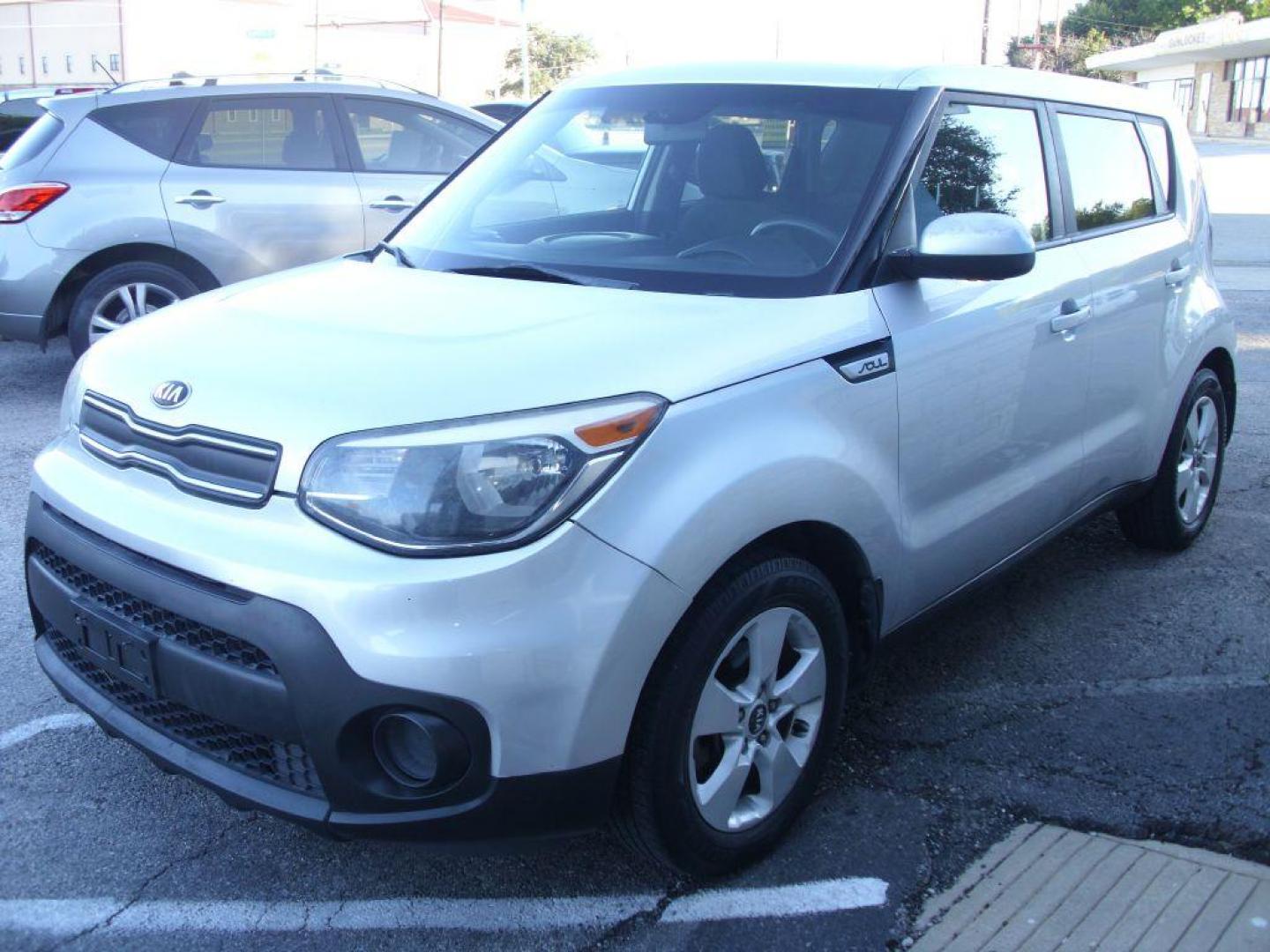 2018 GRAY KIA SOUL (KNDJN2A27J7) with an 1.6L engine, Automatic transmission, located at 12019 San Pedro Ave., San Antonio, TX, 78216, (208) 269-7240, 29.545015, -98.490662 - We provide financing options through various third-party Credit Unions and Auto Finance Companies, including RBFCU, USAA, SSFCU, Pen Fed, Navy Fed, Credit Human Credit Union of Texas, and most other credit unions. We also work with major banks such as Capital One and Broadway Bank. Payment methods a - Photo#0