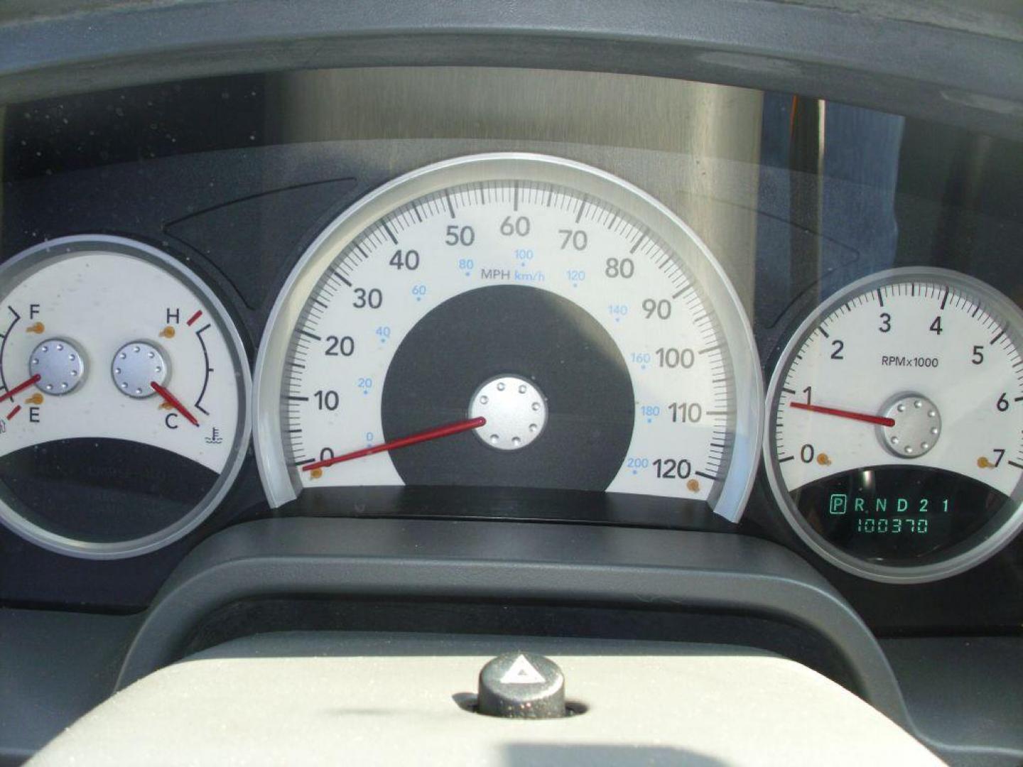 2006 BLUE DODGE DAKOTA SLT (1D7HE42KX6S) with an 3.7L engine, Automatic transmission, located at 2215 Harry Wurzbach Rd , San Antonio, TX, 78209, (208) 269-7240, 29.491415, -98.432098 - GREAT TRUCK WITH A BED COVER AND A BED LINER!! Automatic Transmission, Alloy Wheels, Bed Liner, Cloth Seats, Cruise Control, Air Conditioning; Power Windows; Power Mirrors, Power Seat(s), Tow Hitch, Power Locks; Power Steering; Tilt Wheel; AM/FM CD; Passive sentry key; Available; Dual Front Air Bag; - Photo#18