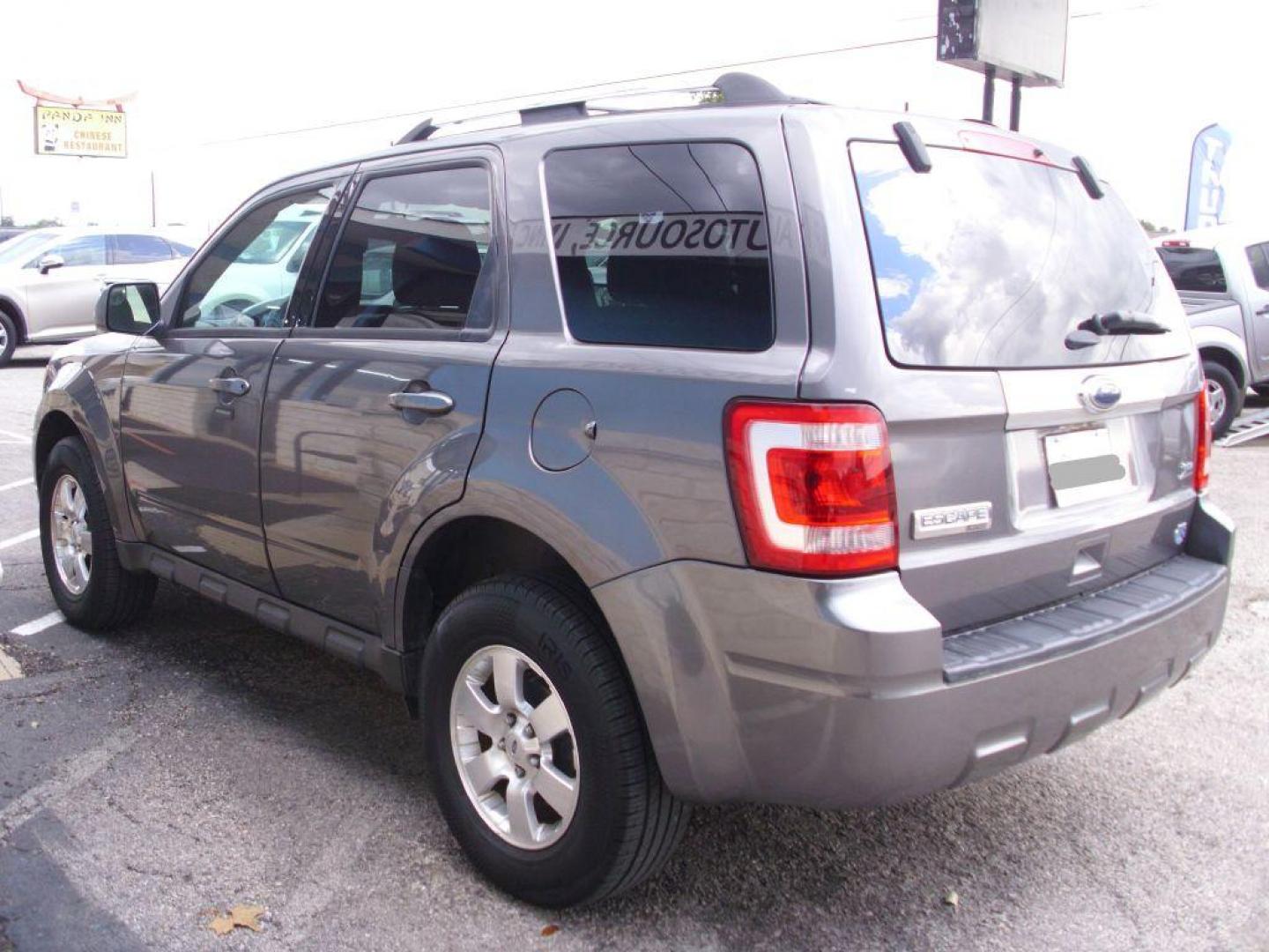 2012 GRAY FORD ESCAPE LIMITED (1FMCU0EG9CK) with an 3.0L engine, Automatic transmission, located at 2215 Harry Wurzbach Rd , San Antonio, TX, 78209, (208) 269-7240, 29.491415, -98.432098 - ONE OWNER - Front Seat Heaters, Bluetooth Technology, Alloy Wheels, Leather Seats, Sunroof(s), Air Conditioning; Power Windows; Power Locks; Power Steering; Tilt Wheel; AM/FM CD/MP3; Satellite; AM/FM CD/DVD; Sentry Key; Keyless Entry; Alarm; Available; Dual Front Airbags; Side Airbags; Head Airbags; - Photo#7