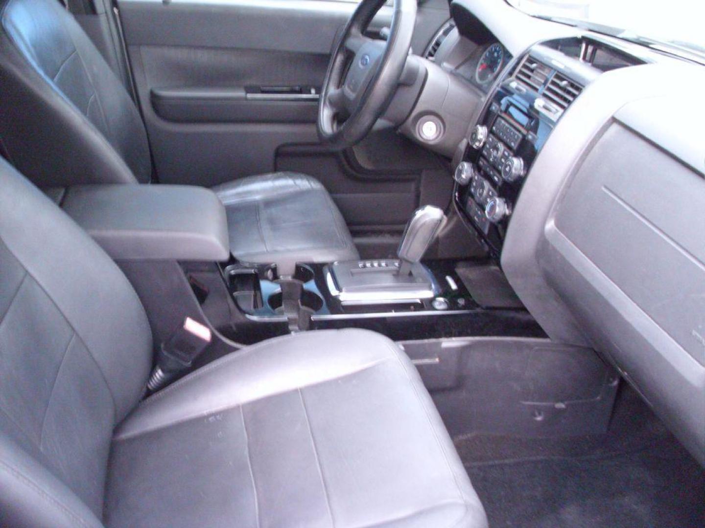 2012 GRAY FORD ESCAPE LIMITED (1FMCU0EG9CK) with an 3.0L engine, Automatic transmission, located at 2215 Harry Wurzbach Rd , San Antonio, TX, 78209, (208) 269-7240, 29.491415, -98.432098 - ONE OWNER - Front Seat Heaters, Bluetooth Technology, Alloy Wheels, Leather Seats, Sunroof(s), Air Conditioning; Power Windows; Power Locks; Power Steering; Tilt Wheel; AM/FM CD/MP3; Satellite; AM/FM CD/DVD; Sentry Key; Keyless Entry; Alarm; Available; Dual Front Airbags; Side Airbags; Head Airbags; - Photo#10