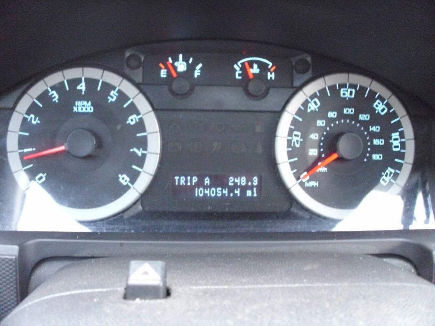 2012 GRAY FORD ESCAPE LIMITED (1FMCU0EG9CK) with an 3.0L engine, Automatic transmission, located at 2215 Harry Wurzbach Rd , San Antonio, TX, 78209, (208) 269-7240, 29.491415, -98.432098 - ONE OWNER - Front Seat Heaters, Bluetooth Technology, Alloy Wheels, Leather Seats, Sunroof(s), Air Conditioning; Power Windows; Power Locks; Power Steering; Tilt Wheel; AM/FM CD/MP3; Satellite; AM/FM CD/DVD; Sentry Key; Keyless Entry; Alarm; Available; Dual Front Airbags; Side Airbags; Head Airbags; - Photo#18