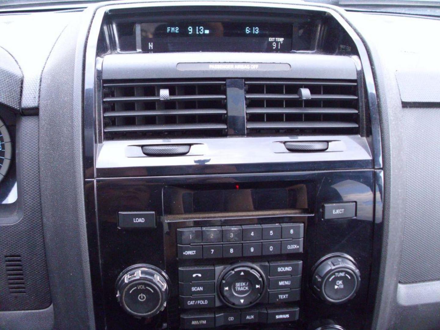 2012 GRAY FORD ESCAPE LIMITED (1FMCU0EG9CK) with an 3.0L engine, Automatic transmission, located at 2215 Harry Wurzbach Rd , San Antonio, TX, 78209, (208) 269-7240, 29.491415, -98.432098 - ONE OWNER - Front Seat Heaters, Bluetooth Technology, Alloy Wheels, Leather Seats, Sunroof(s), Air Conditioning; Power Windows; Power Locks; Power Steering; Tilt Wheel; AM/FM CD/MP3; Satellite; AM/FM CD/DVD; Sentry Key; Keyless Entry; Alarm; Available; Dual Front Airbags; Side Airbags; Head Airbags; - Photo#20