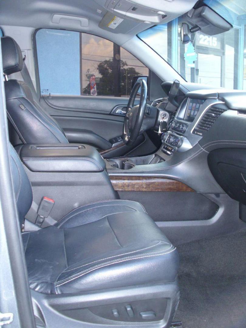 2018 BLUE CHEVROLET TAHOE 1500 LS (1GNSCAKC9JR) with an 5.3L engine, Automatic transmission, located at 2215 Harry Wurzbach Rd , San Antonio, TX, 78209, (208) 269-7240, 29.491415, -98.432098 - GREAT SUV FOR ROAD TRIPS WITH FOLD AWAY THIRD ROW ! ABS Brakes; Air Conditioning; Alloy Wheels; AM/FM Stereo; Android Auto; Apple CarPlay; Automatic Transmission; Auxiliary Audio Input; Bluetooth Technology; CD Audio; Cruise Control; Lane Departure Warning; Leather Seats; Navigation System; Overhead - Photo#13