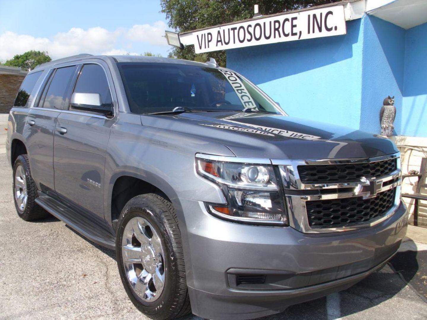 2018 BLUE CHEVROLET TAHOE 1500 LS (1GNSCAKC9JR) with an 5.3L engine, Automatic transmission, located at 2215 Harry Wurzbach Rd , San Antonio, TX, 78209, (208) 269-7240, 29.491415, -98.432098 - GREAT SUV FOR ROAD TRIPS WITH FOLD AWAY THIRD ROW ! ABS Brakes; Air Conditioning; Alloy Wheels; AM/FM Stereo; Android Auto; Apple CarPlay; Automatic Transmission; Auxiliary Audio Input; Bluetooth Technology; CD Audio; Cruise Control; Lane Departure Warning; Leather Seats; Navigation System; Overhead - Photo#4