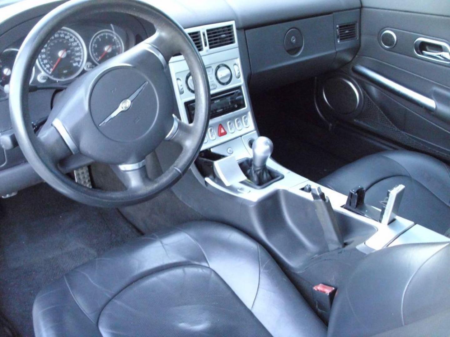 2006 WHITE CHRYSLER CROSSFIRE LIMITED (1C3AN69L76X) with an 3.2L engine, Automatic transmission, located at 2215 Harry Wurzbach Rd , San Antonio, TX, 78209, (208) 269-7240, 29.491415, -98.432098 - Photo#6