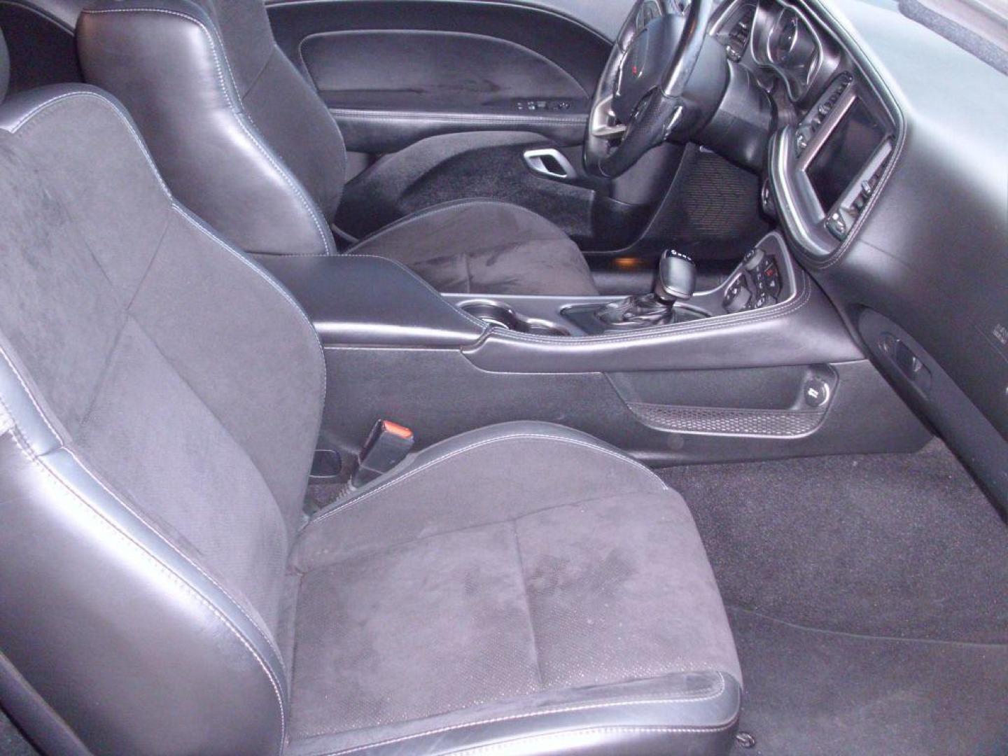 2020 BLUE DODGE CHALLENGER R/T (2C3CDZBT8LH) with an 5.7L engine, 6-Speed Manual transmission, located at 2215 Harry Wurzbach Rd , San Antonio, TX, 78209, (208) 269-7240, 29.491415, -98.432098 - ONE OWNER- LOW MILEAGE- PUSH BUTTON START!! Bluetooth Wireless; Power Seat; Air Conditioning; Power Windows; Power Locks; Power Steering; Tilt Wheel; AM/FM CD/MP3; Satellite; Sentry Key; Keyless Entry; Alarm; Daytime Running Lights; Dual Front Airbags; Side Airbags; Head Airbags; Rear Head Airbags; - Photo#12