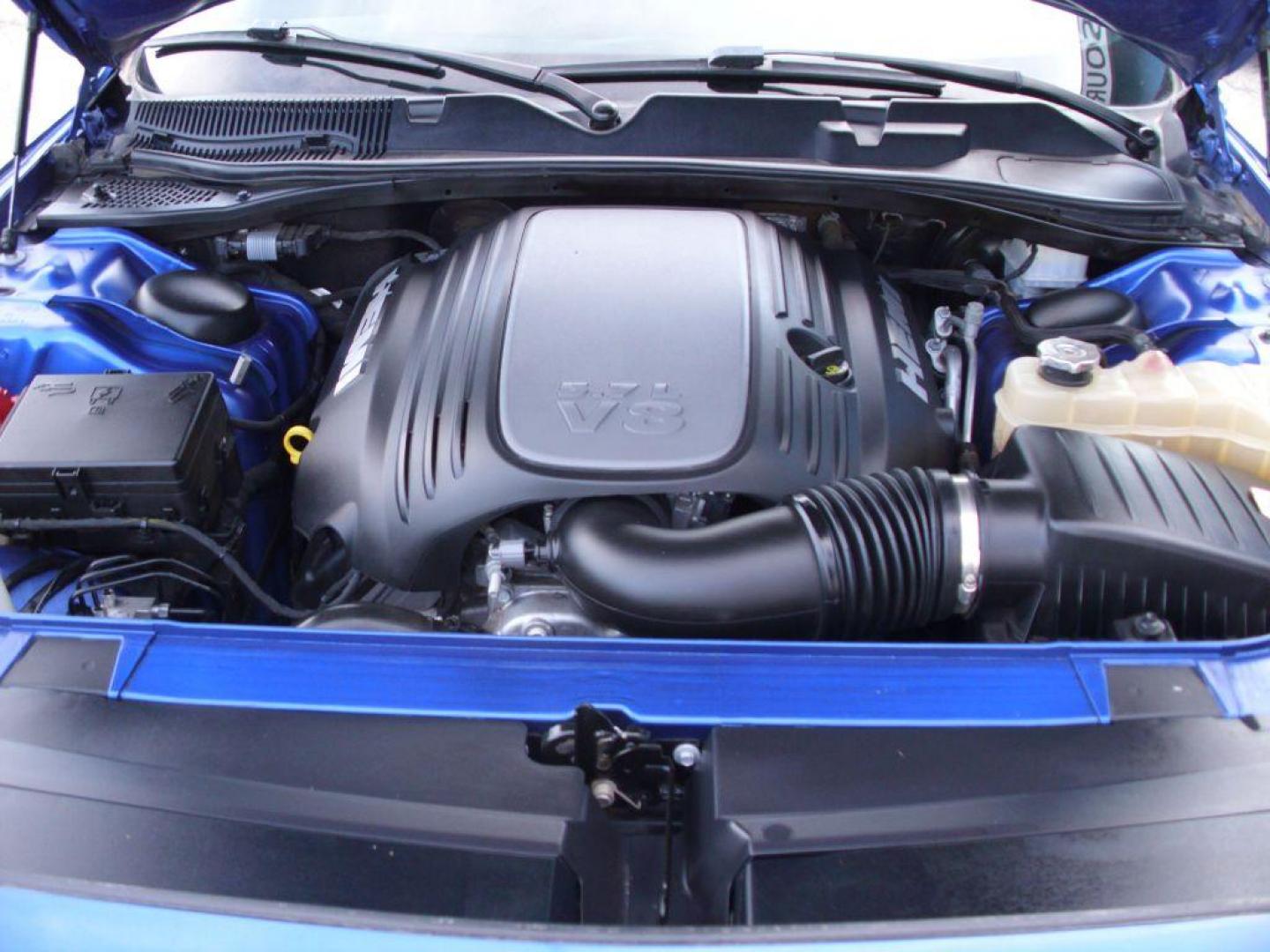 2020 BLUE DODGE CHALLENGER R/T (2C3CDZBT8LH) with an 5.7L engine, 6-Speed Manual transmission, located at 2215 Harry Wurzbach Rd , San Antonio, TX, 78209, (208) 269-7240, 29.491415, -98.432098 - ONE OWNER- LOW MILEAGE- PUSH BUTTON START!! Bluetooth Wireless; Power Seat; Air Conditioning; Power Windows; Power Locks; Power Steering; Tilt Wheel; AM/FM CD/MP3; Satellite; Sentry Key; Keyless Entry; Alarm; Daytime Running Lights; Dual Front Airbags; Side Airbags; Head Airbags; Rear Head Airbags; - Photo#21