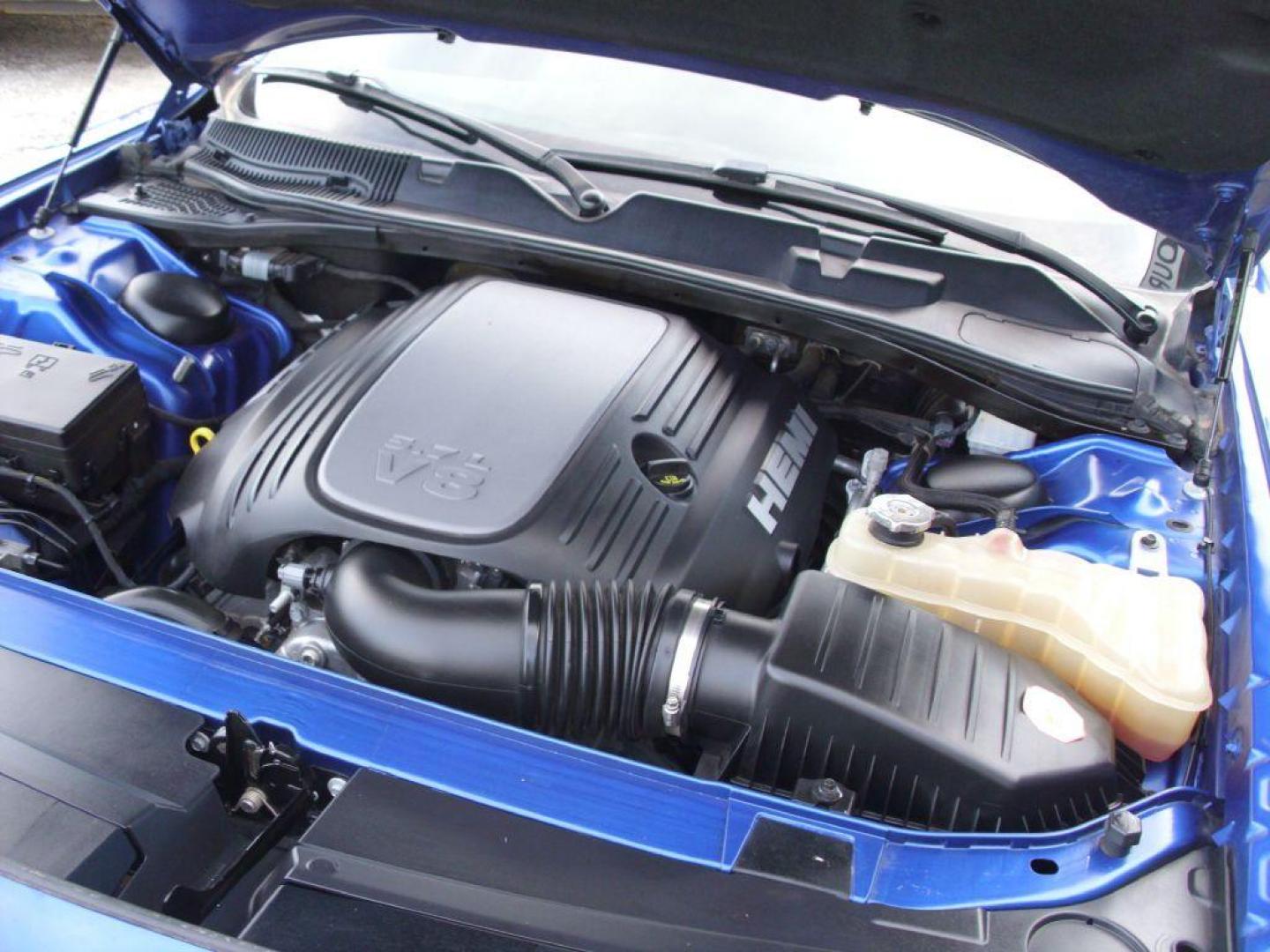 2020 BLUE DODGE CHALLENGER R/T (2C3CDZBT8LH) with an 5.7L engine, 6-Speed Manual transmission, located at 2215 Harry Wurzbach Rd , San Antonio, TX, 78209, (208) 269-7240, 29.491415, -98.432098 - ONE OWNER- LOW MILEAGE- PUSH BUTTON START!! Bluetooth Wireless; Power Seat; Air Conditioning; Power Windows; Power Locks; Power Steering; Tilt Wheel; AM/FM CD/MP3; Satellite; Sentry Key; Keyless Entry; Alarm; Daytime Running Lights; Dual Front Airbags; Side Airbags; Head Airbags; Rear Head Airbags; - Photo#24
