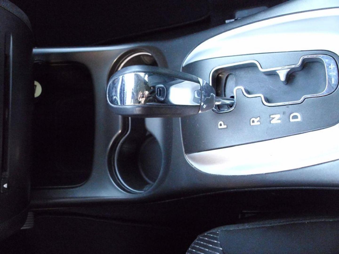 2016 RED DODGE JOURNEY SXT SXT (3C4PDCBB4GT) , Automatic transmission, located at 2215 Harry Wurzbach Rd , San Antonio, TX, 78209, (208) 269-7240, 29.491415, -98.432098 - ONE OWNER- THIRD ROW SEATING; Roof Rack, Traction Control; Air Conditioning; Power Door Locks; Power Steering; AM/FM Stereo; Alloy Wheels; Cruise Control; Side Air Bags; Power Seat; Power Windows; Dual Air Bags ** WE DO NOT OFFER BUY HERE PAY HERE FINANCING. or Sub-Prime credit rebuilding** - Photo#23