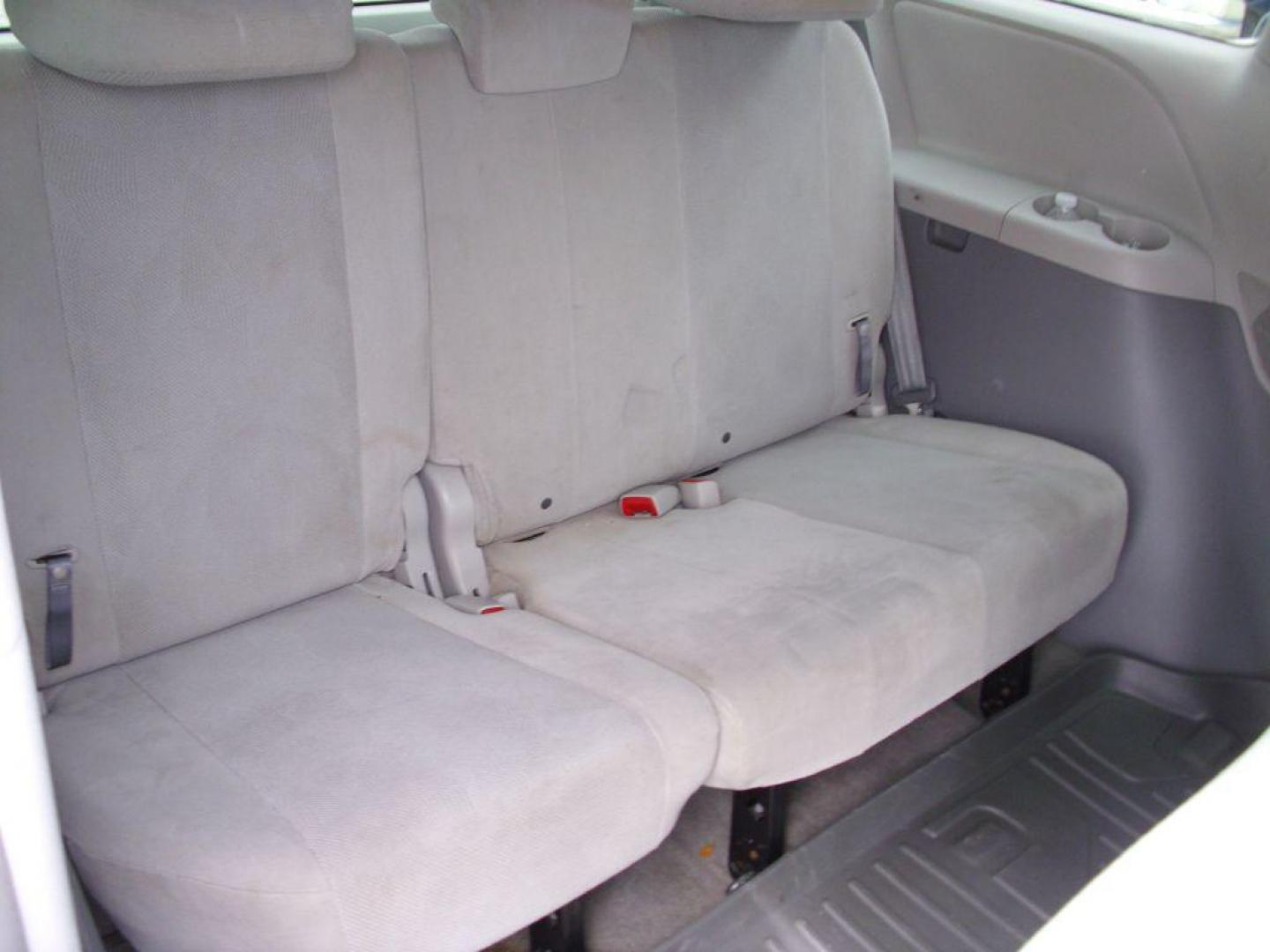 2013 GREEN TOYOTA SIENNA L (5TDZK3DCXDS) with an 3.5L engine, Automatic transmission, located at 2215 Harry Wurzbach Rd , San Antonio, TX, 78209, (208) 269-7240, 29.491415, -98.432098 - ONE OWNER- GREAT FOR FAMILIES and TRAVELING!! Quad Seats; Automatic Transmission; Third Row Seats; Rear Defroster; Traction Control; Cloth Seats; Power Locks; Rear Air Conditioning; Air Conditioning; Power Windows; Power Locks; Power Steering; Tilt Wheel; AM/FM CD/MP3; Satellite; AM/FM CD/DVD; Imm - Photo#14