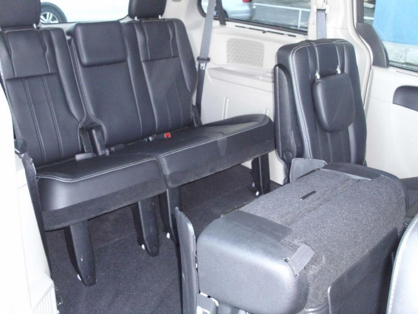 2013 SILVER CHRYSLER TOWN and COUNTRY TOURING L (2C4RC1CG6DR) with an 3.6L engine, Automatic transmission, located at 2215 Harry Wurzbach Rd , San Antonio, TX, 78209, (208) 269-7240, 29.491415, -98.432098 - POWER FOLDING THIRD ROW!! Parking Sensor; Blind Spot Monitor; Convenience Package; Cruise Control; Flex Fuel Vehicle; Fold Away Middle Row; Front Seat Heaters; Heated Steering Wheel; Leather Seats; Power Hatch/Deck Lid; Rear Air Conditioning; Air Conditioning; Power Windows; Power Locks; Power Steer - Photo#13