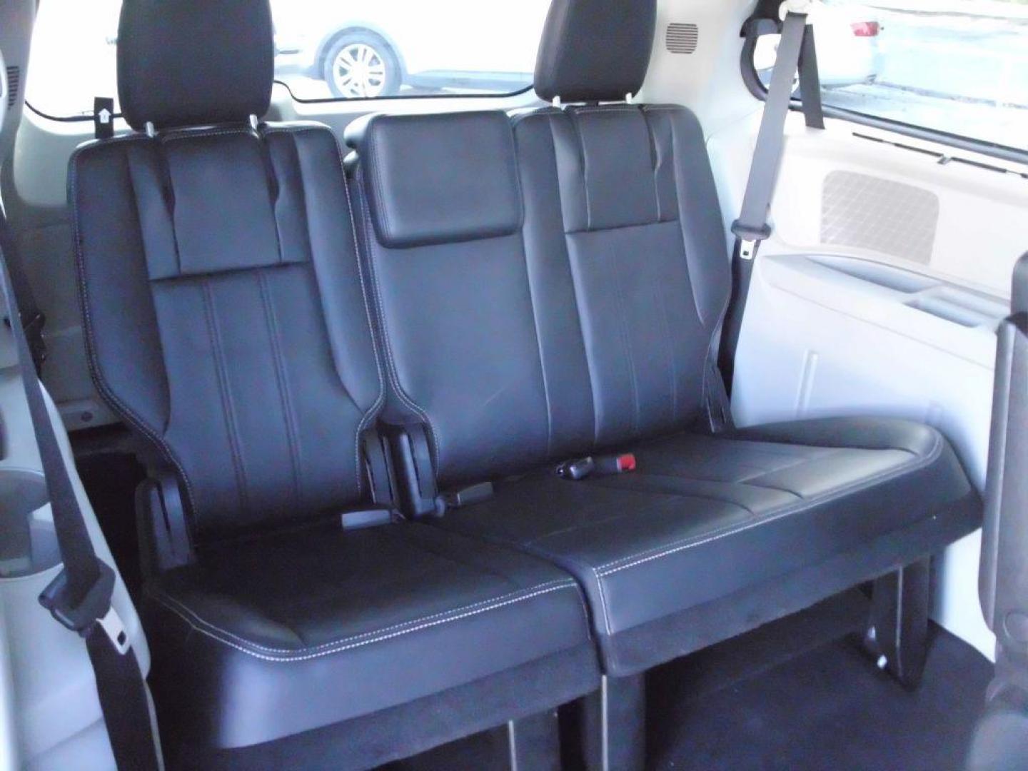 2013 SILVER CHRYSLER TOWN and COUNTRY TOURING L (2C4RC1CG6DR) with an 3.6L engine, Automatic transmission, located at 2215 Harry Wurzbach Rd , San Antonio, TX, 78209, (208) 269-7240, 29.491415, -98.432098 - POWER FOLDING THIRD ROW!! Parking Sensor; Blind Spot Monitor; Convenience Package; Cruise Control; Flex Fuel Vehicle; Fold Away Middle Row; Front Seat Heaters; Heated Steering Wheel; Leather Seats; Power Hatch/Deck Lid; Rear Air Conditioning; Air Conditioning; Power Windows; Power Locks; Power Steer - Photo#15
