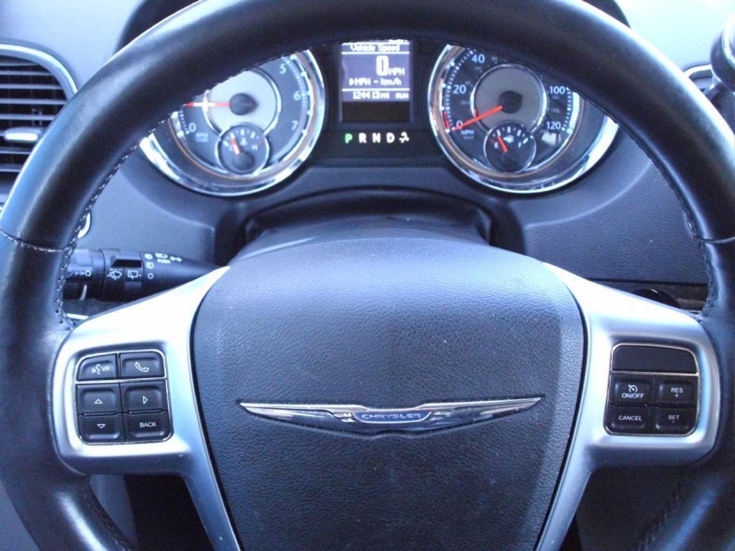 2013 SILVER CHRYSLER TOWN and COUNTRY TOURING L (2C4RC1CG6DR) with an 3.6L engine, Automatic transmission, located at 2215 Harry Wurzbach Rd , San Antonio, TX, 78209, (208) 269-7240, 29.491415, -98.432098 - POWER FOLDING THIRD ROW!! Parking Sensor; Blind Spot Monitor; Convenience Package; Cruise Control; Flex Fuel Vehicle; Fold Away Middle Row; Front Seat Heaters; Heated Steering Wheel; Leather Seats; Power Hatch/Deck Lid; Rear Air Conditioning; Air Conditioning; Power Windows; Power Locks; Power Steer - Photo#22