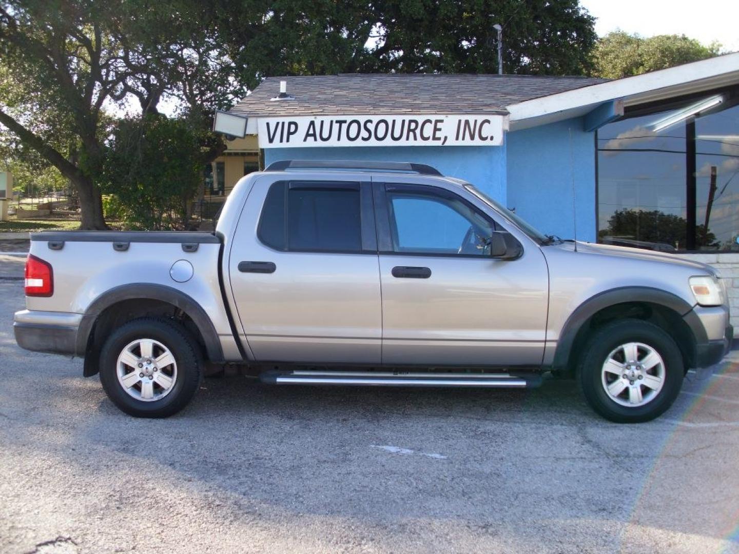 2008 GRAY FORD EXPLORER SPORT XLT (1FMEU31E38U) with an 4.0L engine, Automatic transmission, located at 2215 Harry Wurzbach Rd , San Antonio, TX, 78209, (208) 269-7240, 29.491415, -98.432098 - GREAT TRUCK with Alloy Wheels!! Automatic Transmission; Cloth Seats; Tow Hitch; Running Boards; Air Conditioning; Power Windows; Power Locks; Power Steering; Tilt Wheel; AM/FM CD/MP3; Satellite; AM/FM CD/DVD; Immobilizer; Keyless Entry; Dual Air Bags Front Head and Sides; Active Belts; Sport Utility- Photo#0