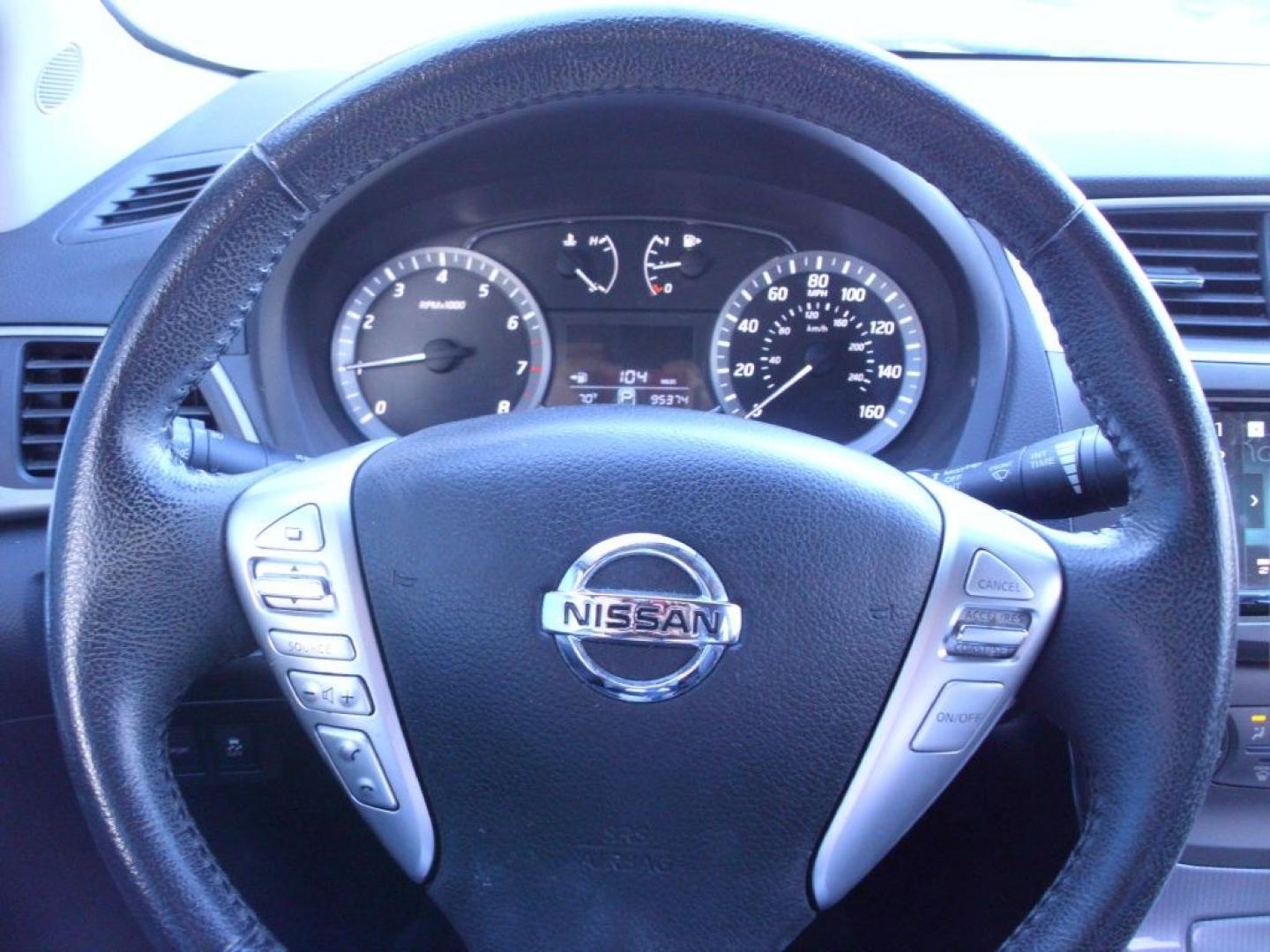 2013 WHITE NISSAN SENTRA S (3N1AB7AP0DL) with an 1.8L engine, Continuously Variable transmission, located at 2215 Harry Wurzbach Rd , San Antonio, TX, 78209, (208) 269-7240, 29.491415, -98.432098- Photo#6