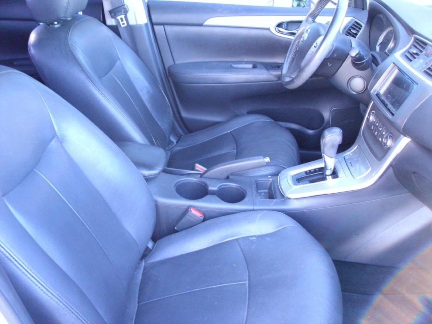 2013 WHITE NISSAN SENTRA S (3N1AB7AP0DL) with an 1.8L engine, Continuously Variable transmission, located at 2215 Harry Wurzbach Rd , San Antonio, TX, 78209, (208) 269-7240, 29.491415, -98.432098- Photo#15